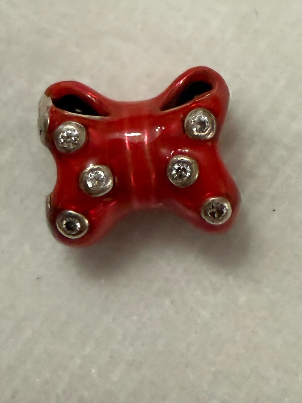 Chamilia Disney Red Minnie Mouse Bow Bracelet Charm